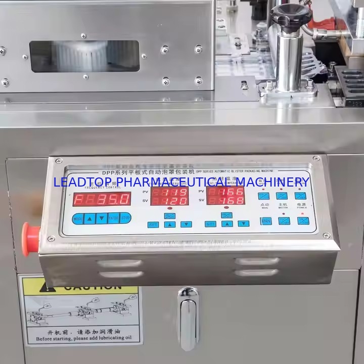 उच्च गति ब्लिस्टर पैकिंग मशीन 30-60pcs/मिनट फार्मास्यूटिकल्स के लिए
