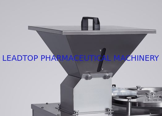 2-9999 पीसी/फ्लास्क भरने की सीमा ऑटोमैटिक टैबलेट कैप्सूल गिनने की मशीन दवा उद्योग के लिए 15 क्षमता तक